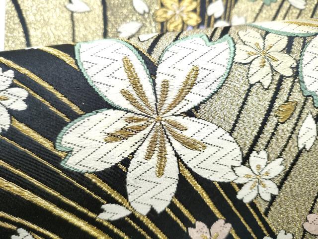 平和屋着物●六通柄袋帯　唐織　舞桜文　黒地　金糸　正絹　逸品　CABJ8486hy
