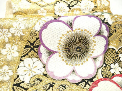 平和屋着物●六通柄袋帯　唐織　舞桜文　金糸　正絹　逸品　CABJ8581hy