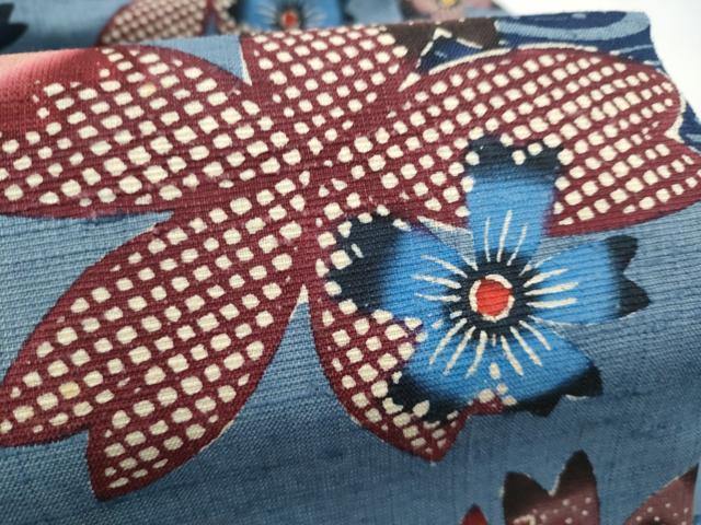 平和屋着物●本場琉球紅型　九寸名古屋帯　紬地　流水舞桜文　正絹　逸品　CABJ8646hy