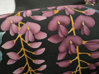 平和屋着物●塩瀬　九寸名古屋帯　作家物　ろうけつ染　藤花房　黒地　正絹　逸品　CABJ8795hy