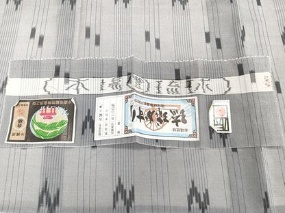 平和屋着物＊夏物　本場琉球絣　夏琉球　大城トヨ作　ますいわ屋扱い　証紙付き　麻　逸品　CABJ9648xi