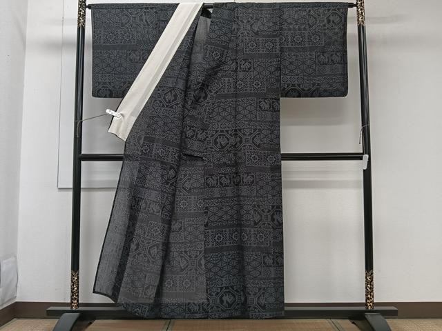 平和屋着物＊夏物　夏結城　動物花文　反端付き　正絹　逸品　CABJ9659xi