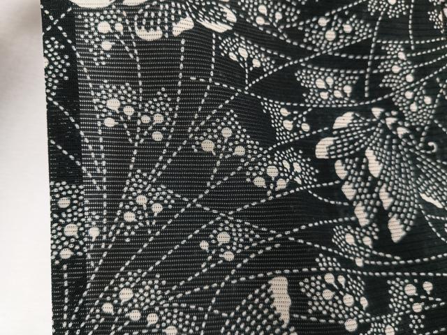 平和屋着物＊夏物　小紋　絽　舞蝶文　黒地　正絹　逸品　CABJ9688xi