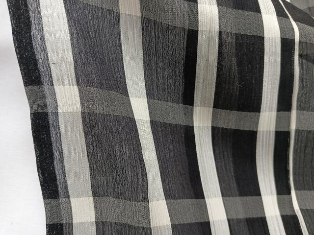 平和屋着物＊夏物　お召　紗　格子柄　黒地　正絹　逸品　CABJ9714xi