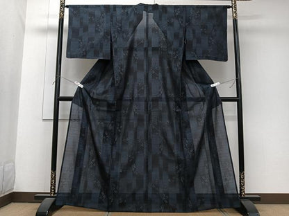 平和屋着物＊夏物　本場大島紬　夏大島　枝草花文　正絹　逸品　未使用　CABJ9732xi