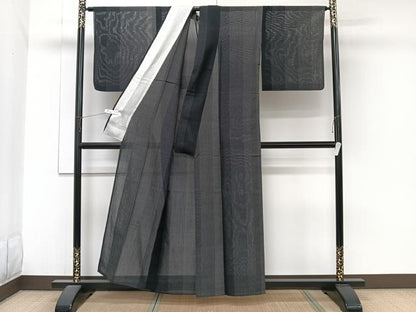 平和屋着物＊夏物　夏結城　100亀甲　間道亀甲文　黒地　正絹　逸品　CABJ9811xi