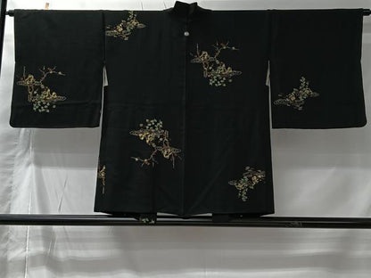 平和屋着物＃羽織　寿光織　風景文　黒地　金糸　正絹　逸品　CABK0008ua