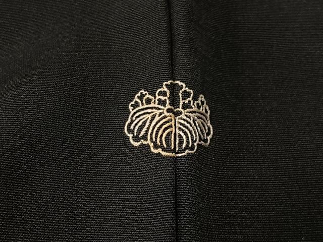 平和屋着物＃羽織　寿光織　風景文　黒地　金糸　正絹　逸品　CABK0008ua