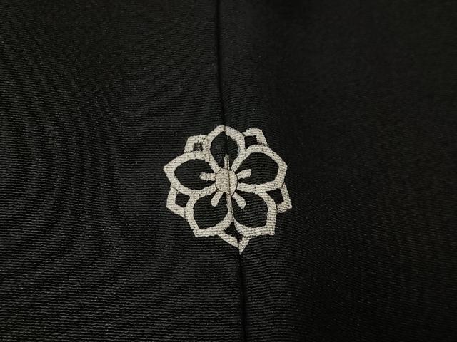 平和屋着物＃羽織　寿光織　色紙草花文　黒地　金銀糸　正絹　逸品　CABK0030ua