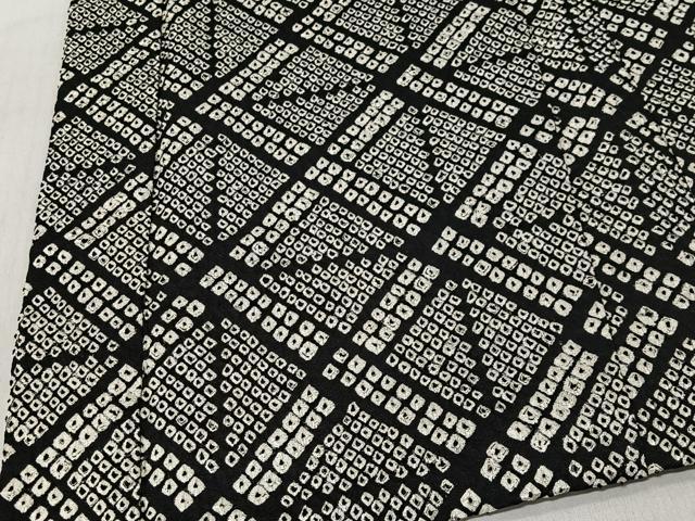 平和屋着物＃羽織　総絞り　斜め格子　黒地　正絹　逸品　CABK0042ua