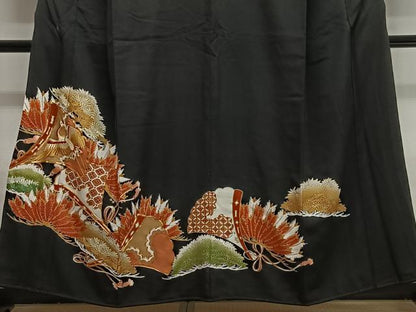 平和屋着物■豪華黒留袖　駒刺繍　扇面飛鶴花文　金彩　正絹　逸品　CABK0078ua