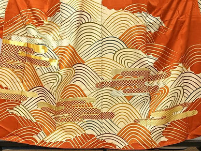 平和屋着物■豪華振袖　駒刺繍　エ霞遠山文　金彩　正絹　逸品　CABK0097ua