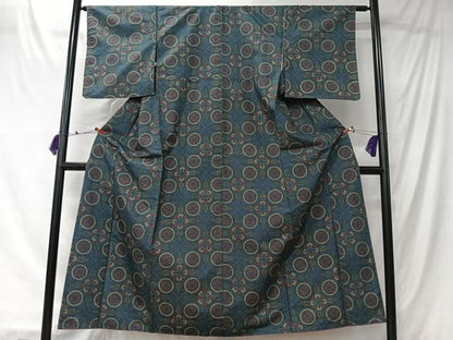 平和屋着物■本場染大島紬　草花丸文　正絹　逸品　CABK0102ua