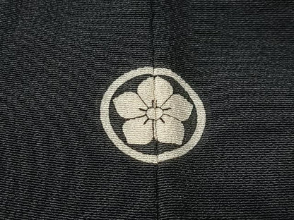 平和屋着物■豪華黒留袖　御所車草花文　金彩　正絹　逸品　CABK0135ua