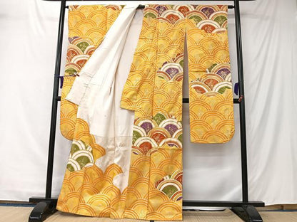 平和屋着物■豪華振袖　駒刺繍　雲取り青海波　金彩　正絹　逸品　CABK0141ua