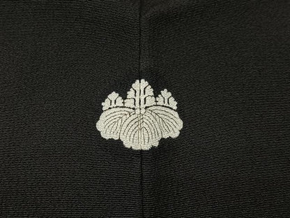 平和屋着物■豪華黒留袖　刺繍　扇面草花文　銀彩　正絹　逸品　CABK0205ua