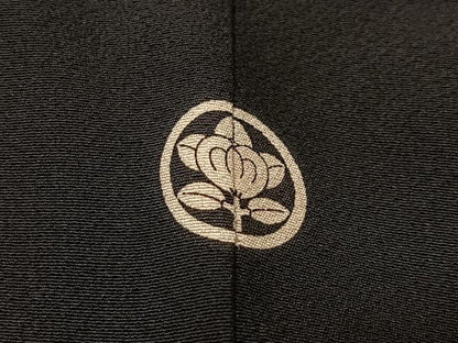 平和屋着物■豪華黒留袖　刺繍　飛鶴松文　暈し染め　金彩　正絹　逸品　CABK0272ua