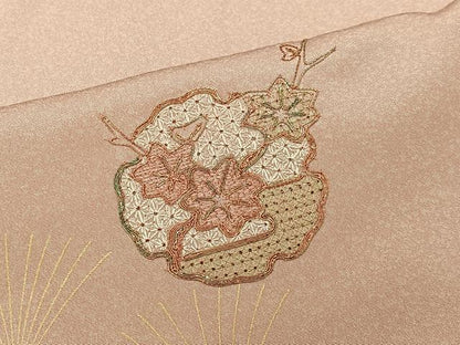 平和屋着物■中国三大刺繍　スワトウ刺繍　訪問着　駒刺繍　流水雪輪草花文　暈し染め　金糸　正絹　逸品　未使用　CABK0326ua