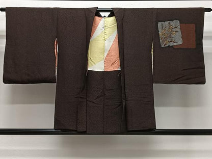 平和屋着物＃羽織　寿光織　色紙重ね草花文　黒地　金銀糸　正絹　逸品　CABK0389ua
