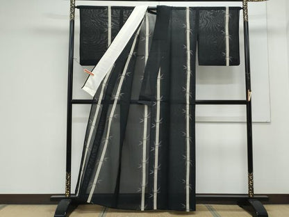 平和屋着物＊夏物　紗紬　笹竹間道　黒地　正絹　逸品　CABK0722th