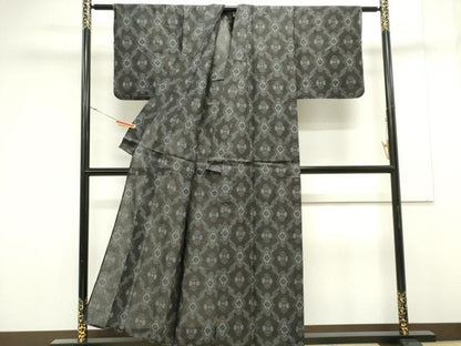 平和屋着物＊夏物　夏物　石川県指定無形文化財　能登上布　本麻手織上布　蜀江花文　麻　逸品　CABK0834ou