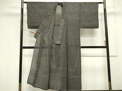 平和屋着物＊夏物　お召　紗　縞　黒地　　正絹　逸品　CABK0948ou
