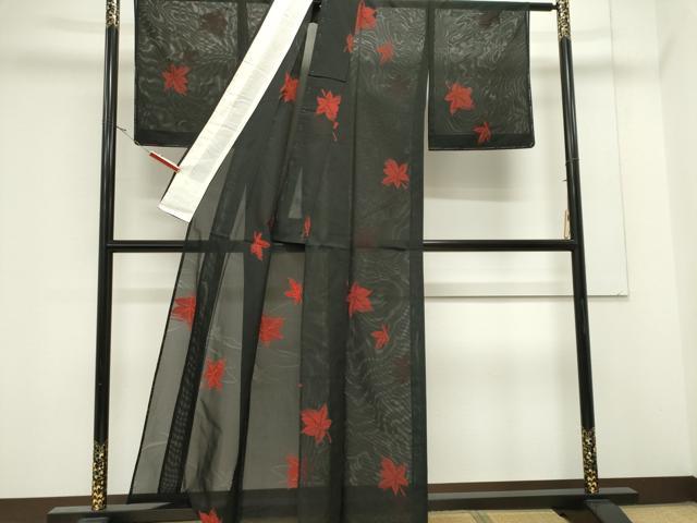 平和屋着物＊夏物　小紋　絽　流水楓文　黒地　正絹　逸品　未使用　CABK0949ou