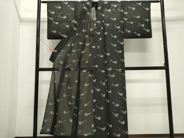 平和屋着物＊夏物　小紋　絽　草木文　黒地　正絹　逸品　CABK1191ou