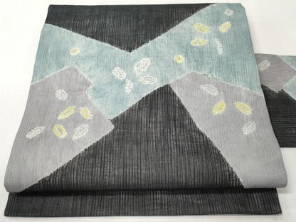 平和屋着物＊夏物　九寸名古屋帯　絞り　切嵌舞葉文　黒地　正絹　逸品　CABK1935tx