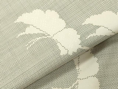 平和屋着物●本場大島紬　白大島　9マルキ　舞蝶文　正絹　逸品　CABK2040gh