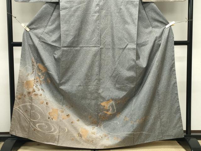 平和屋着物●訪問着　本場染大島紬　竹屋町刺繍　孔雀花文　暈し染め　金彩　正絹　逸品　CABK2067gh