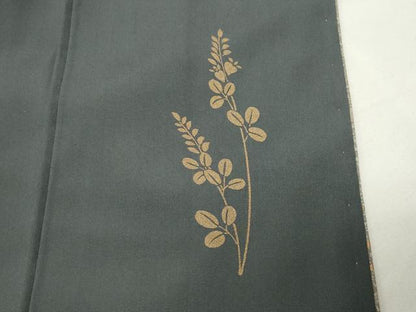 平和屋着物●訪問着　本場染大島紬　竹屋町刺繍　孔雀花文　暈し染め　金彩　正絹　逸品　CABK2067gh