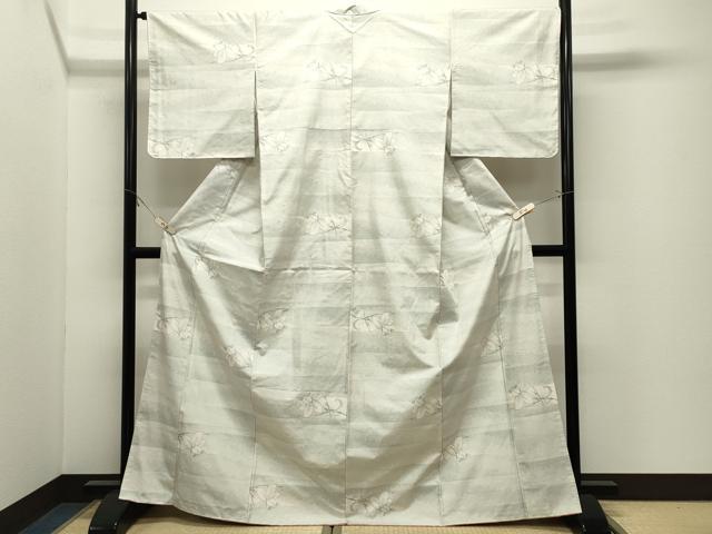 平和屋着物●本場大島紬　白大島　9マルキ　横段花文　正絹　逸品　CABK2147gh