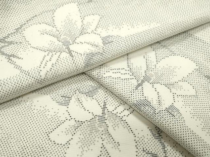 平和屋着物●本場大島紬　白大島　9マルキ　横段花文　正絹　逸品　CABK2147gh