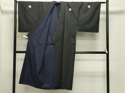 平和屋着物●男性　黒紋付　紬地　正絹　逸品　CABK2162gh