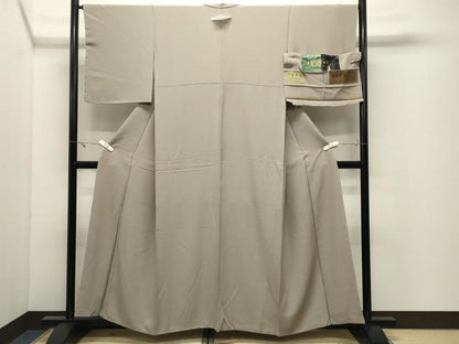 平和屋着物●上質な色無地　堅牢染　利久草木染　白橡色　証紙付き　正絹　逸品　未使用　CABK2176gh