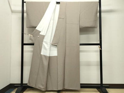 平和屋着物●上質な色無地　堅牢染　利久草木染　白橡色　証紙付き　正絹　逸品　未使用　CABK2176gh