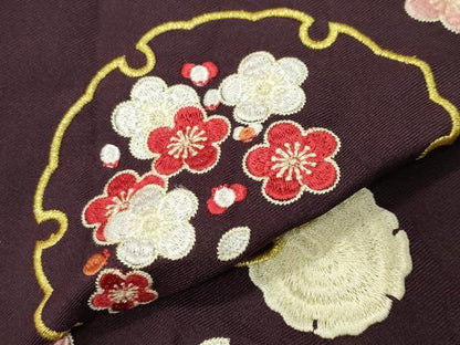 平和屋着物●女性　行灯袴　刺繍　雪輪舞梅文　金糸　洗える着物　CABK2189gh