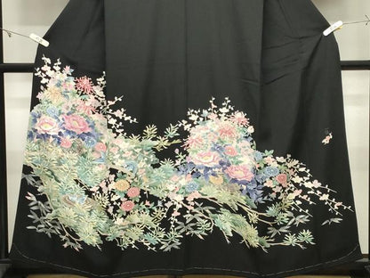 平和屋着物●本加賀友禅作家　染元千紅代表　寺西一紘　黒留袖　飛鳥花籠文　正絹　逸品　未使用　CABK2199gh