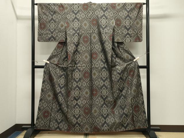 平和屋着物●本場大島紬　菱吉祥花文　正絹　逸品　未使用　CABK2361gh