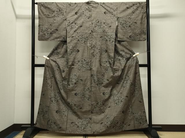 平和屋着物●本場大島紬　割り込み絣　草花文　正絹　逸品　CABK2444gh
