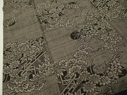 平和屋着物●本場大島紬　割り込み絣　草花文　正絹　逸品　CABK2444gh