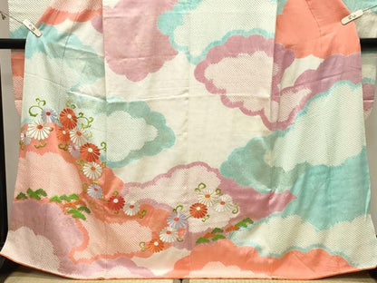 平和屋着物●豪華振袖　駒刺繍　絞り　雲重ね花唐草文　金彩　正絹　逸品　CABK2493gh