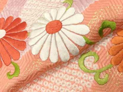 平和屋着物●豪華振袖　駒刺繍　絞り　雲重ね花唐草文　金彩　正絹　逸品　CABK2493gh