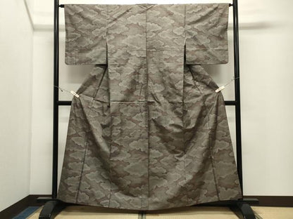 平和屋着物●本場大島紬　9マルキ　雲重ね文　正絹　逸品　CABK2562gh