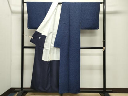 平和屋着物●藍造り国選定無形文化財　藍師・佐藤昭人　藍香房　小紋　文字　飛鳥文　正絹　逸品　CABK2601gh