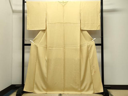 平和屋着物●上質な色無地　五木ひろし監修　舞花地紋　淡黄色　正絹　逸品　未使用　CABK2627gh