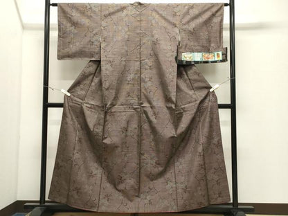 平和屋着物●本場大島紬　9マルキ　泥染め　花唐草文　かのう絹織物謹製　証紙付き　正絹　逸品　CABK2747gh