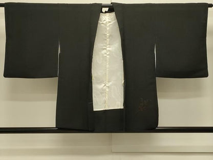 平和屋着物＃羽織　枝楓文　黒地　正絹　逸品　CABK3204in