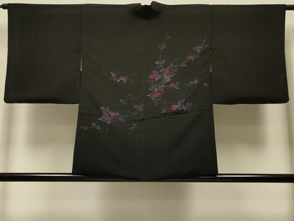 平和屋着物＃羽織　蔦の葉文　黒地　正絹　逸品　CABK3240in